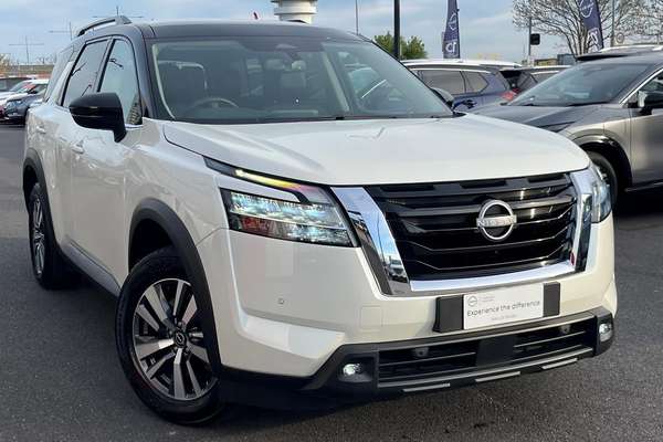 2024 Nissan Pathfinder Ti R53