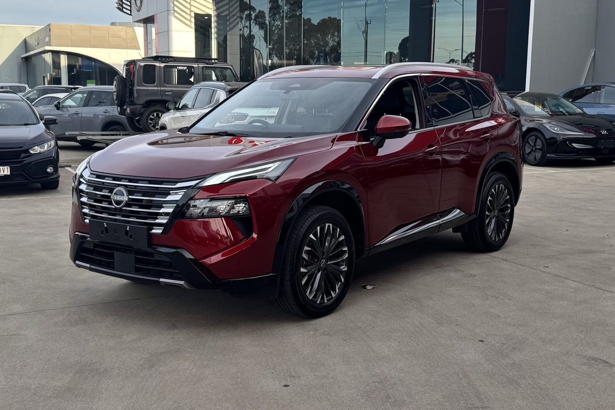 2025 Nissan X-TRAIL Ti T33