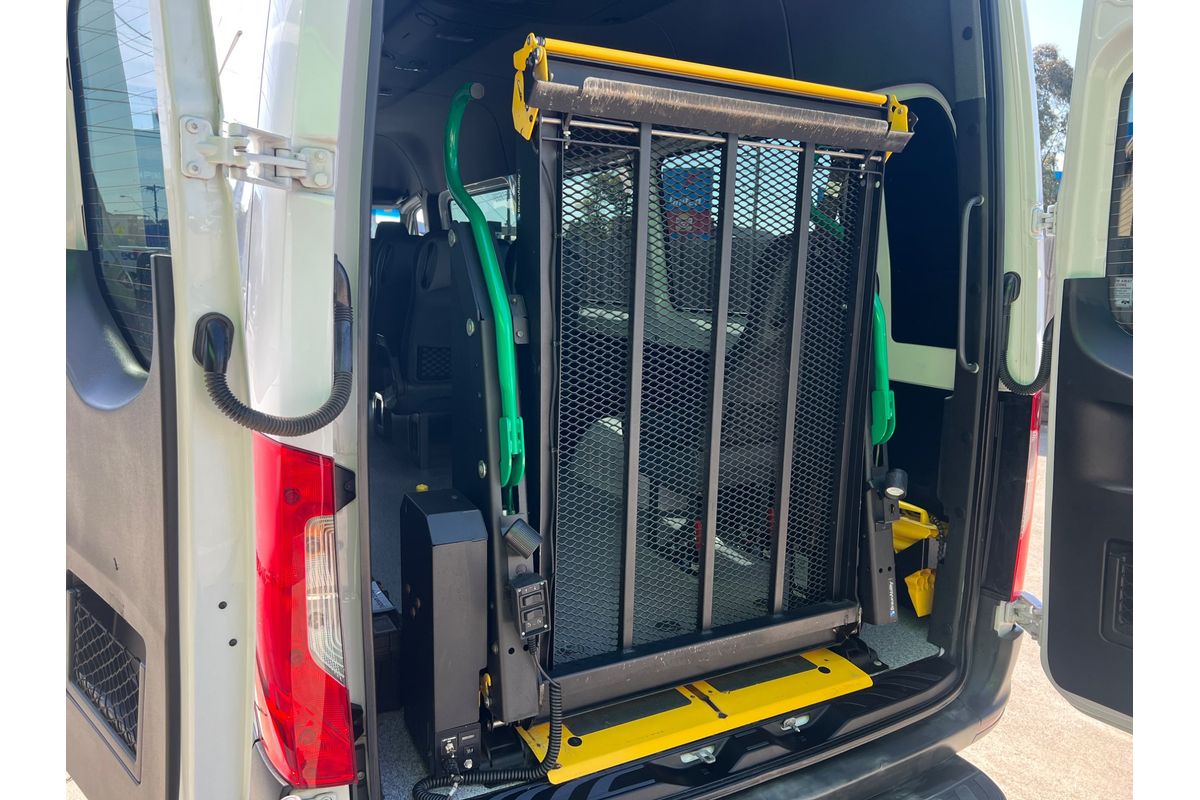 2023 Mercedes-Benz Sprinter 417CDI VS30 ELWB High Roof image 10