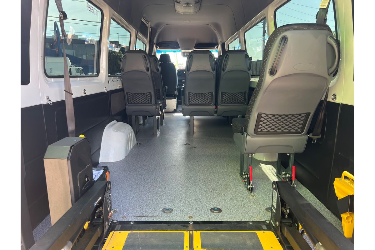 2023 Mercedes-Benz Sprinter 417CDI VS30 ELWB High Roof image 21