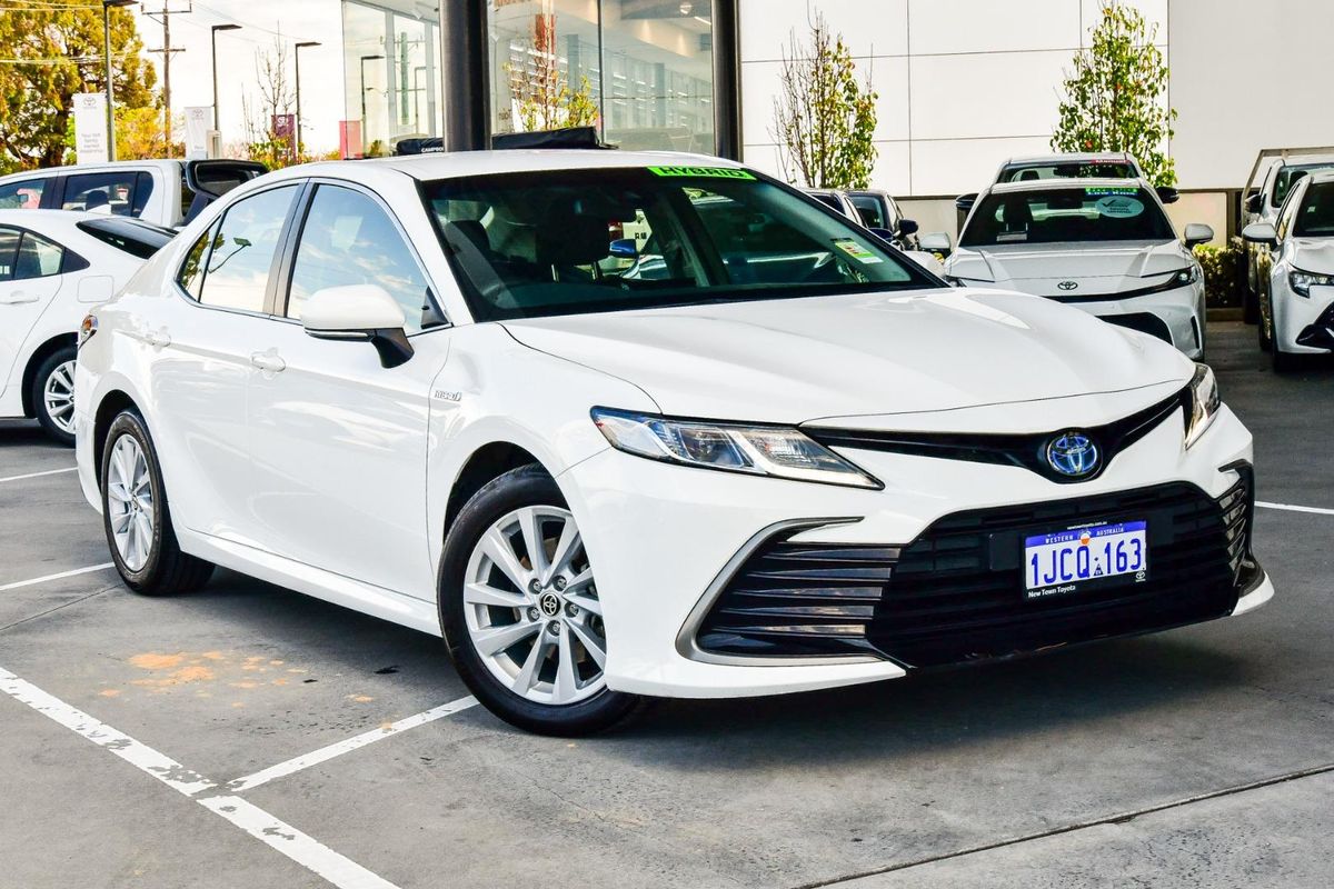 2023 Toyota Camry Ascent AXVH70R