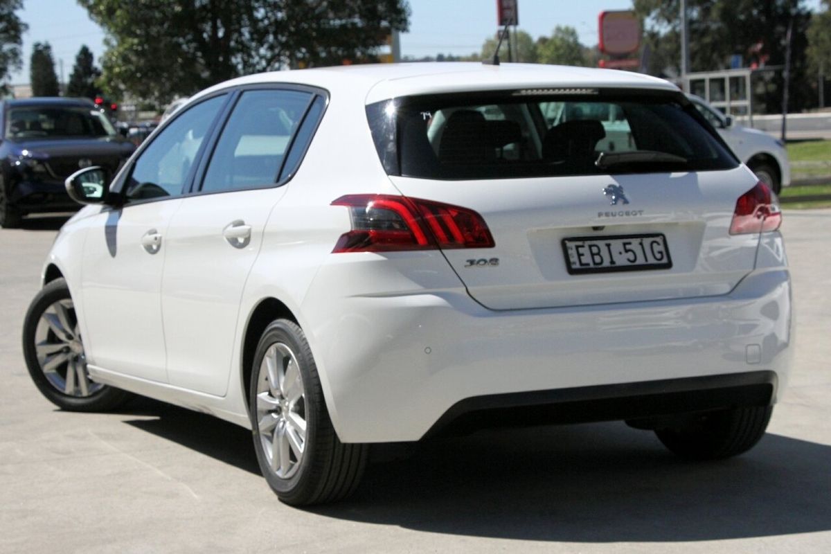 2017 Peugeot 308 Active T9