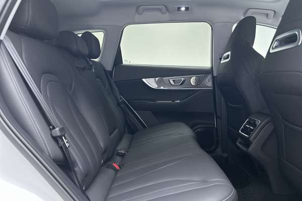2026 Chery Tiggo 7 Pro thumb-11