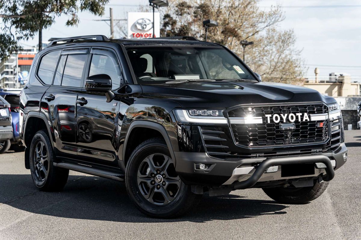 2024 Toyota Landcruiser GR Sport FJA300R