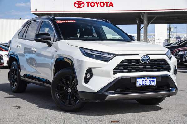 2022 Toyota RAV4 XSE AXAH52R