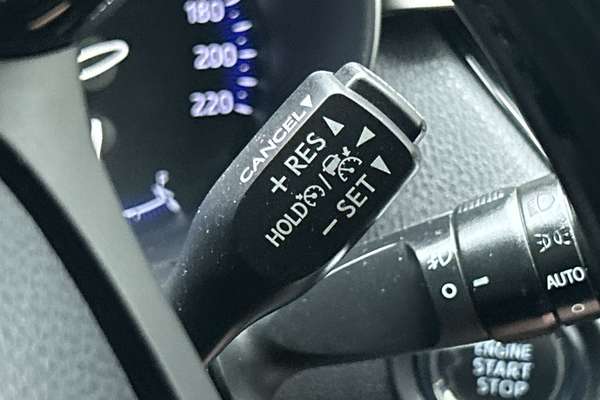 2018 Toyota C-HR Koba NGX10R thumb-14