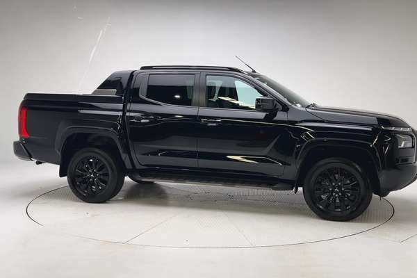 2024 Mitsubishi Triton GSR MV 4X4 thumb-3