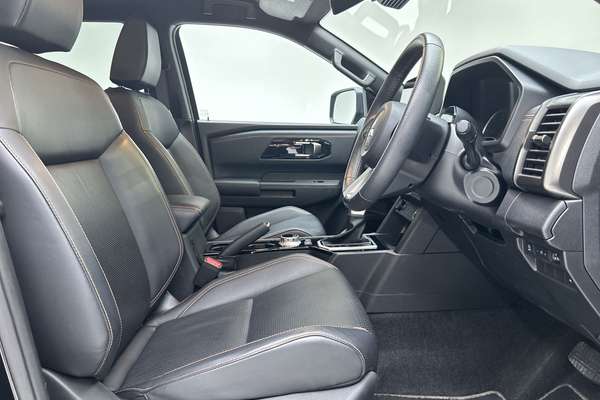 2024 Mitsubishi Triton GSR MV 4X4 thumb-12