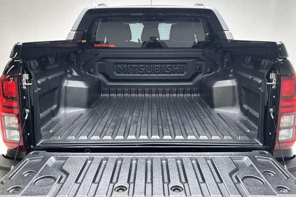 2024 Mitsubishi Triton GSR MV 4X4 thumb-20