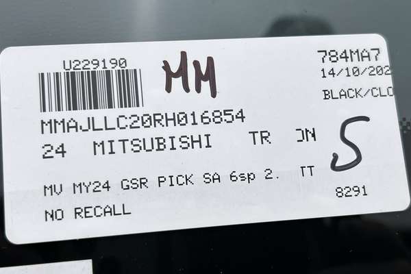 2024 Mitsubishi Triton GSR MV 4X4 thumb-23
