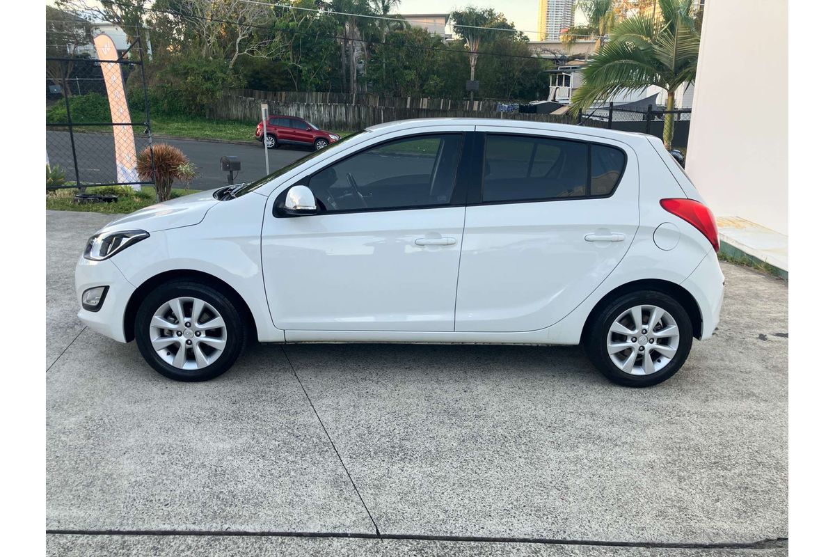 2015 Hyundai i20 Elite PB