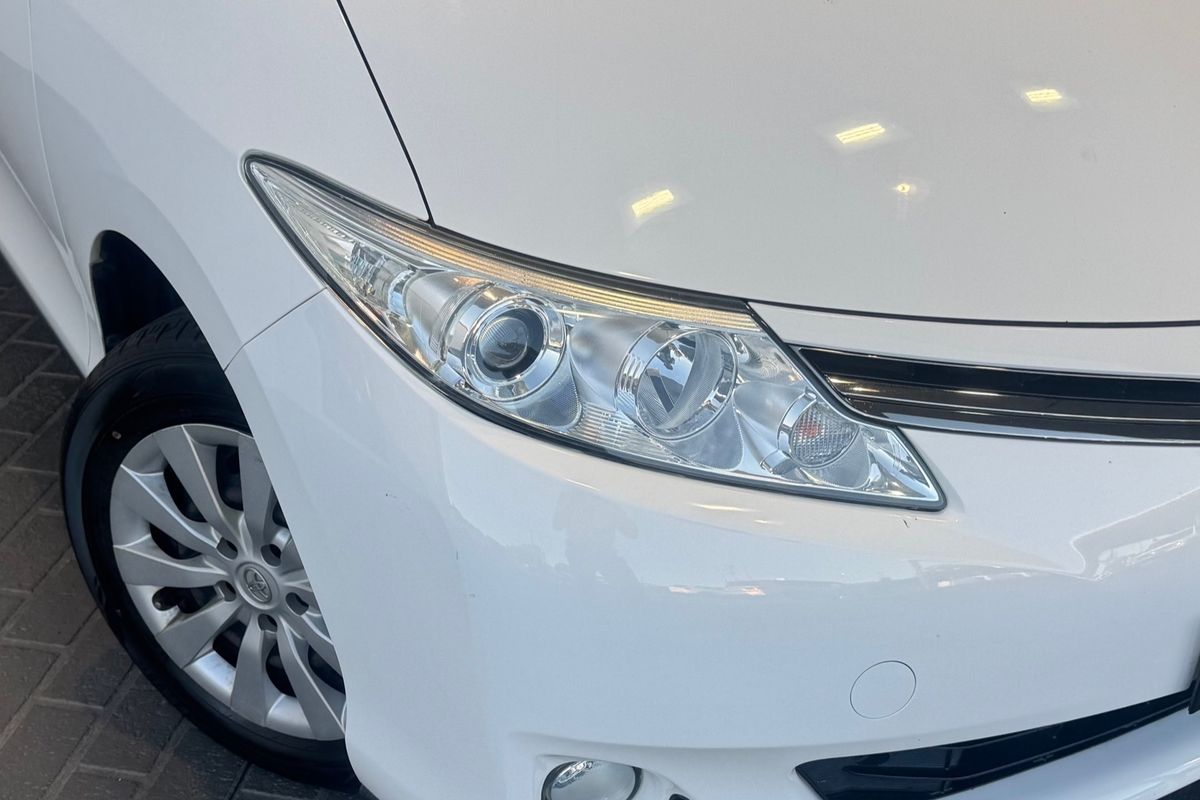 2019 Toyota Tarago GLi ACR50R