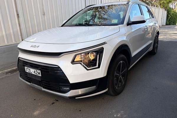 2025 Kia Niro HEV S SG2