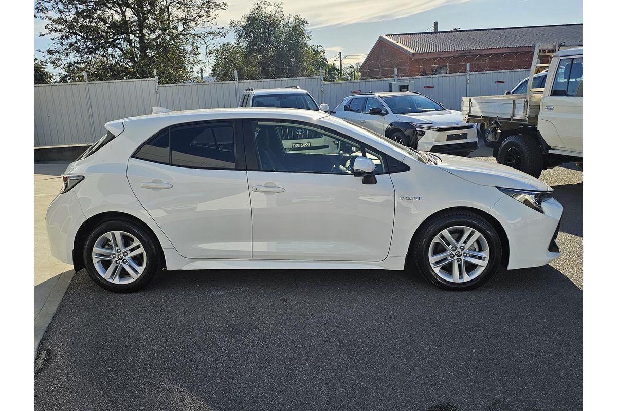 2020 Toyota Corolla Ascent Sport Hybrid ZWE211R