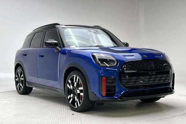 2024 MINI Countryman JCW Classic U25