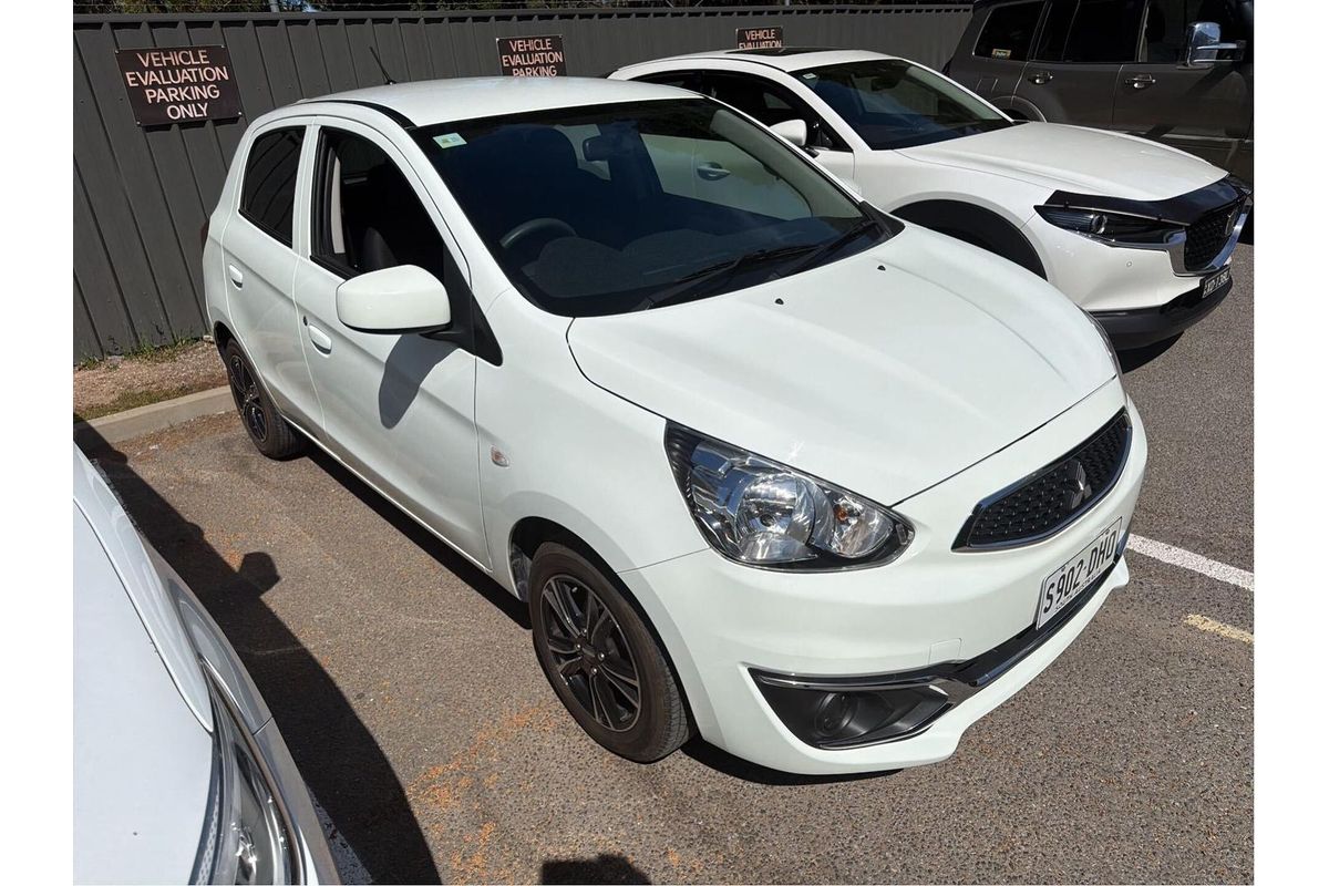 2018 Mitsubishi Mirage ES LA