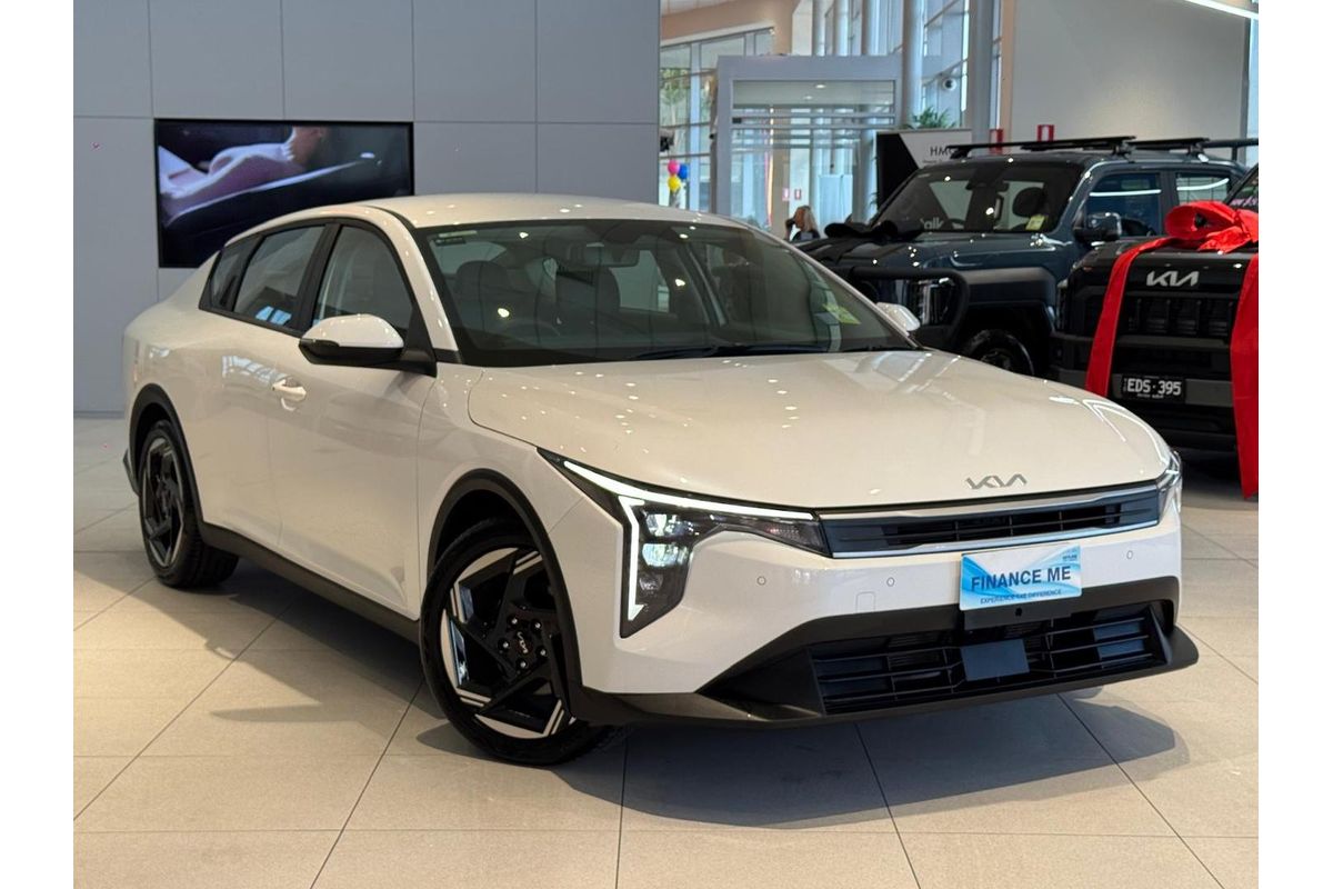 2025 Kia K4 Sport+ CL4m