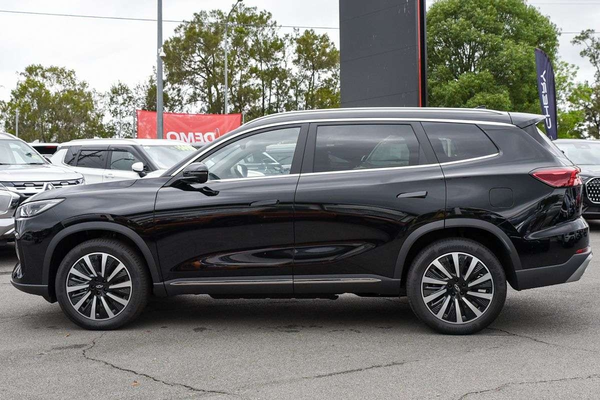 2026 Chery Tiggo 8 Super Hybrid Ultimate T31 thumb-4