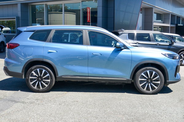 2026 Chery Tiggo 8 Super Hybrid Urban T31 thumb-4