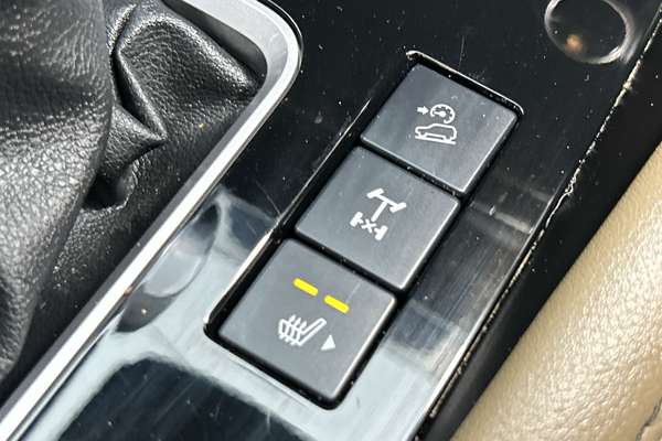 2023 Mazda BT-50 SP TF 4X4 thumb-16