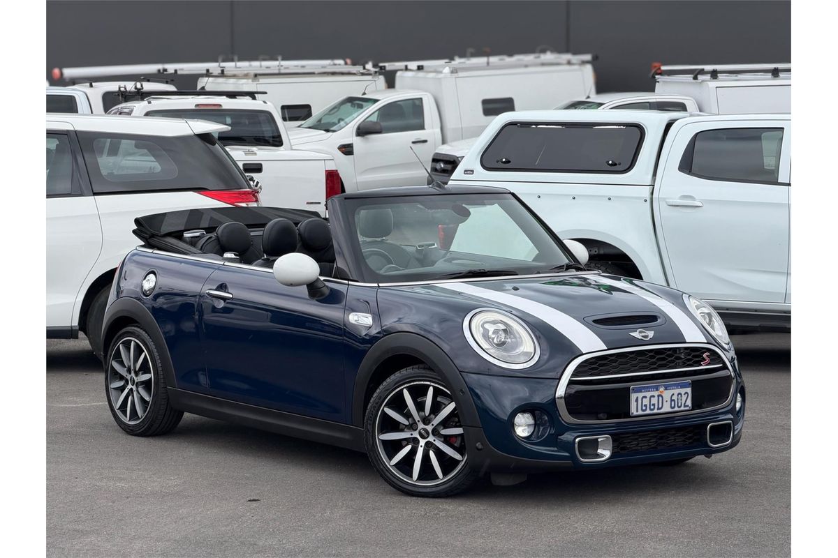 2017 MINI Convertible Cooper S F57