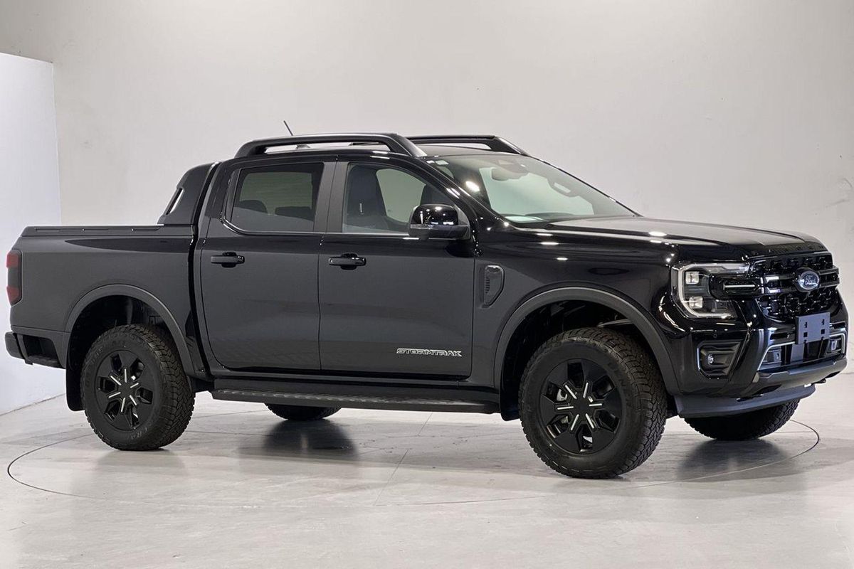 2025 Ford Ranger PHEV Stormtrak 4X4 2.3L