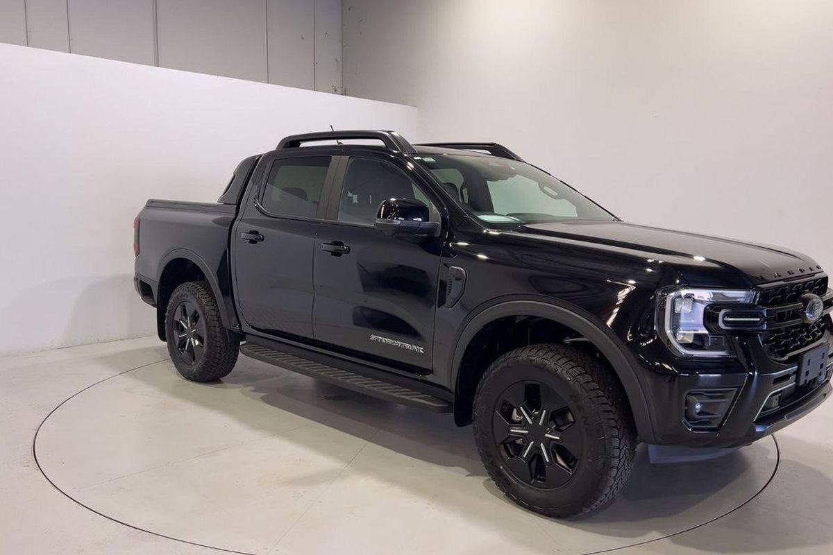2025 Ford Ranger PHEV Stormtrak 4X4 2.3L