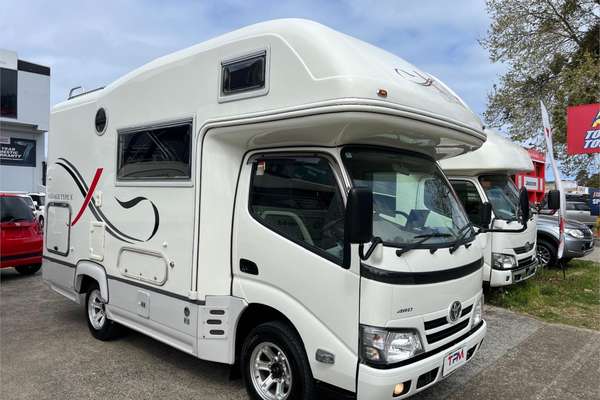 2011 Toyota CAMROAD Mirage Motor Home
