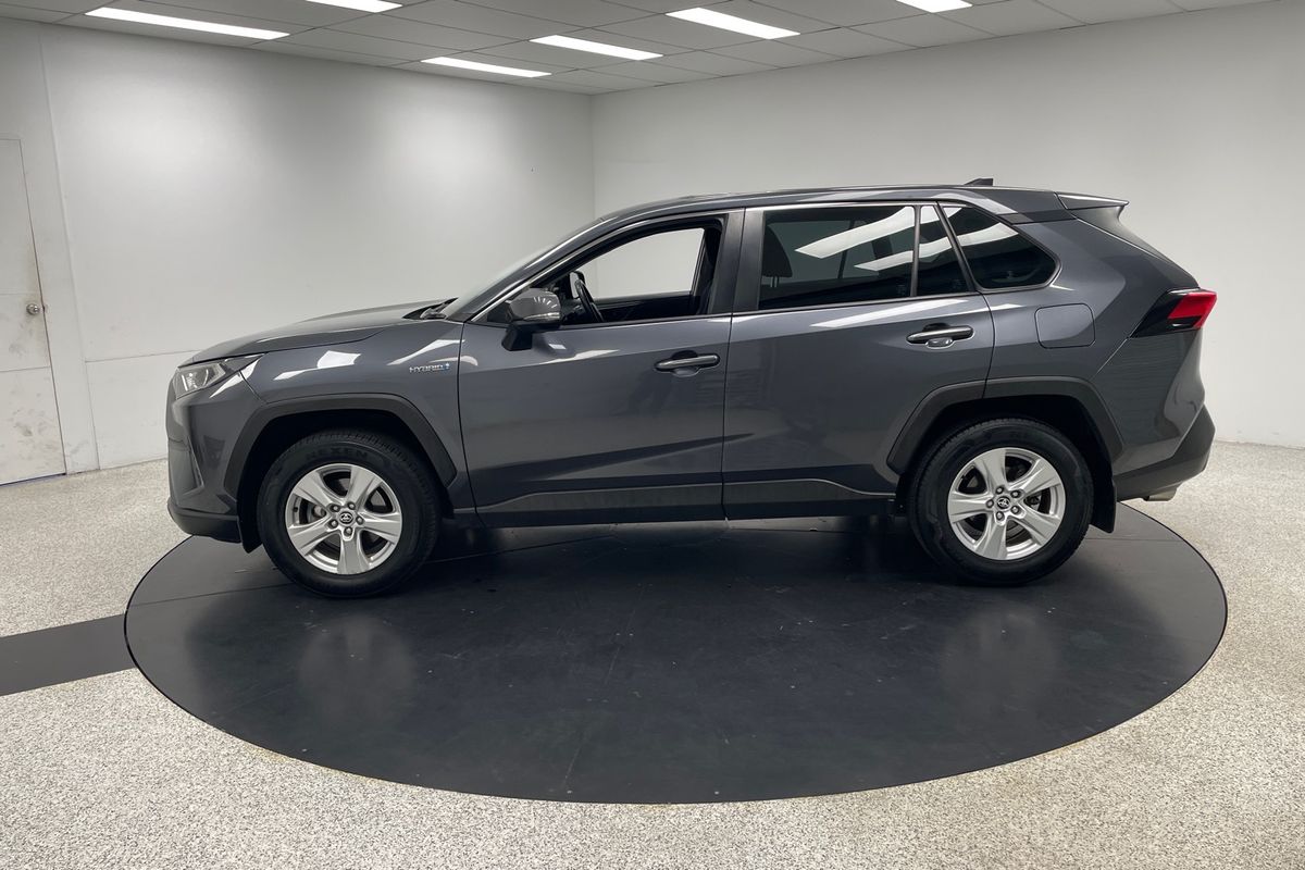 2021 Toyota RAV4 GX AXAH52R