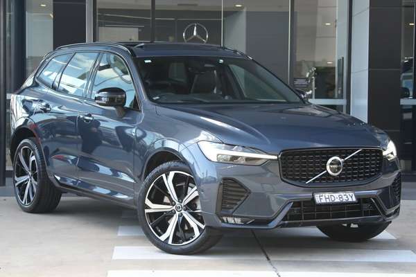 2023 Volvo XC60 Ultimate B6 Dark