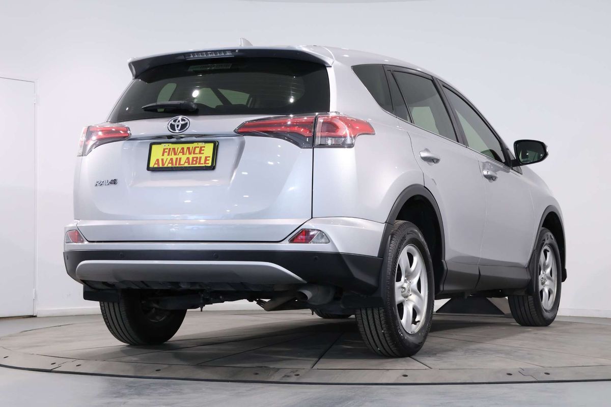 2018 Toyota RAV4 GX ZSA42R