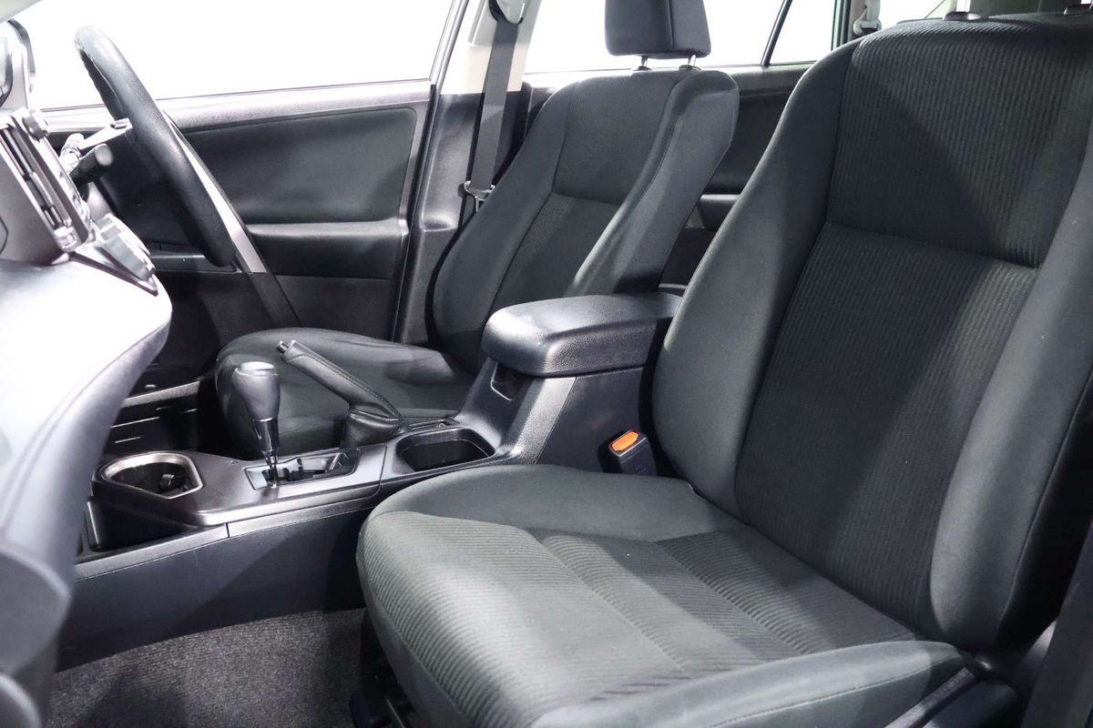 2018 Toyota RAV4 GX ZSA42R