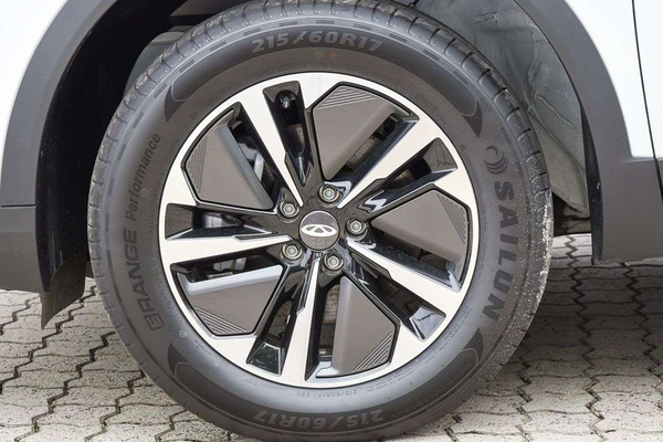 2026 Chery Tiggo 4 Hybrid Urban thumb-3
