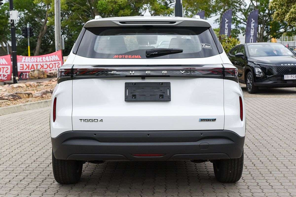 2026 Chery Tiggo 4 Hybrid Urban thumb-6