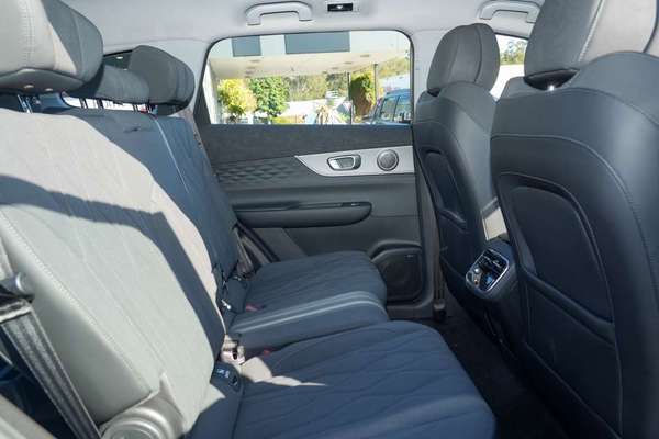 2026 Chery Tiggo 8 Super Hybrid Urban T31 thumb-8