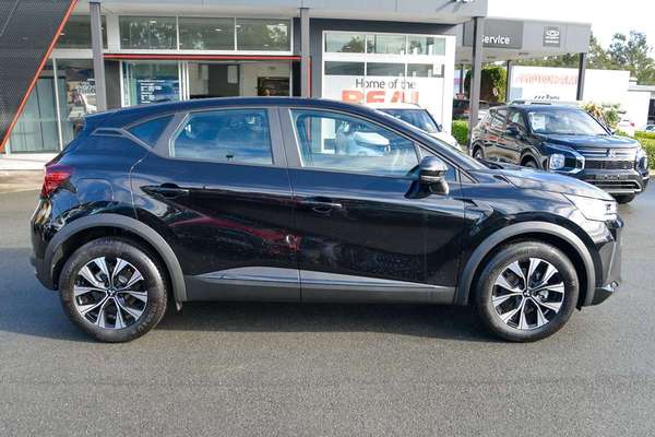 2025 Mitsubishi ASX LS XE thumb-4