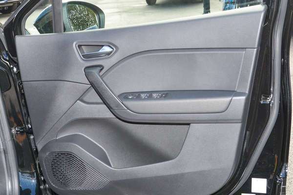 2025 Mitsubishi ASX LS XE thumb-16