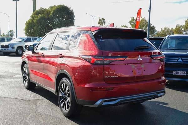 2026 Mitsubishi Outlander LS ZM thumb-5