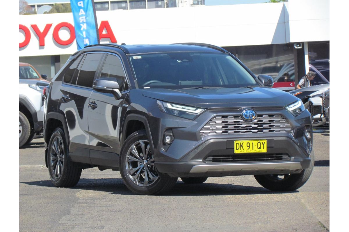 2024 Toyota RAV4 GXL AXAH52R