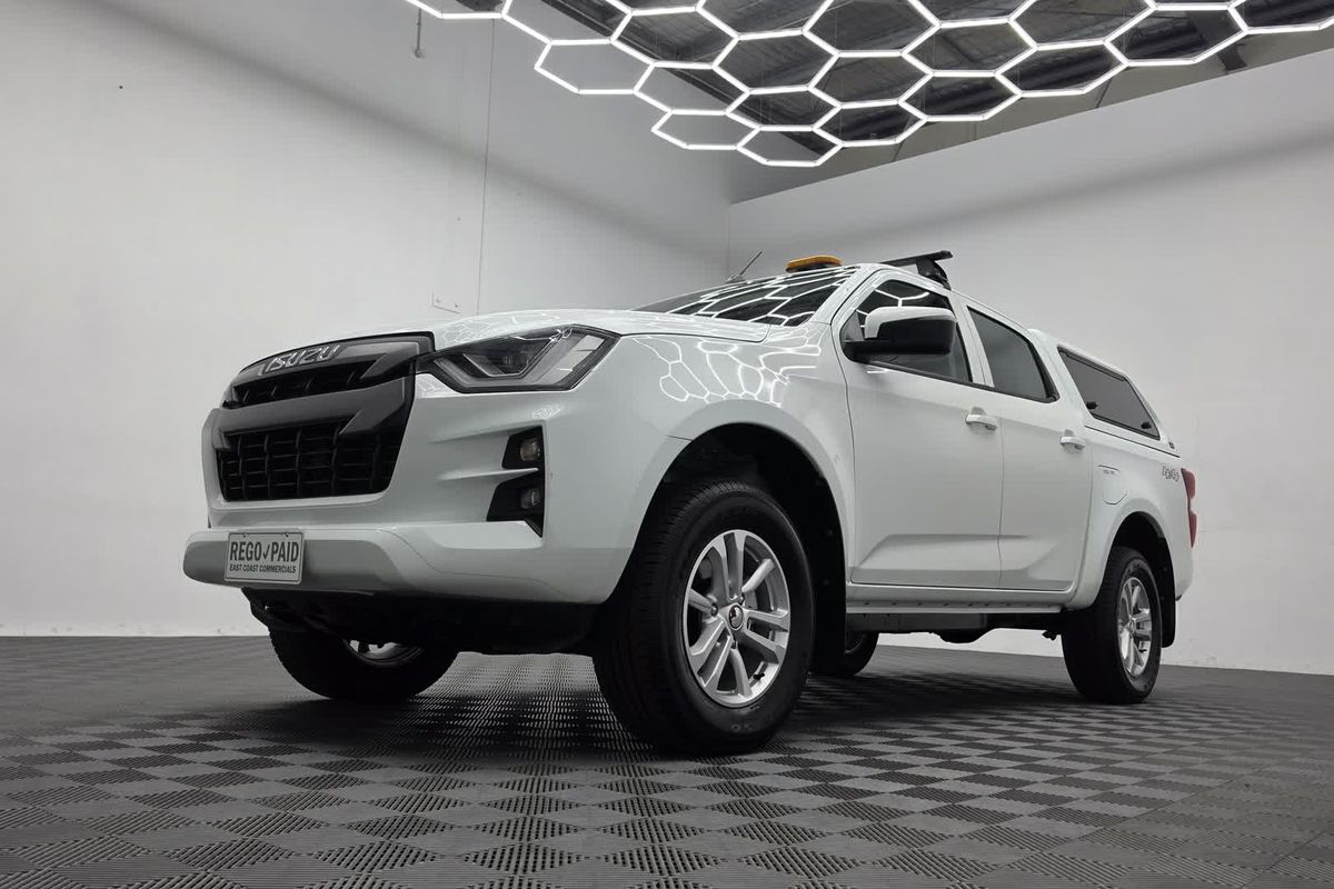 2022 Isuzu D-MAX SX 4X4