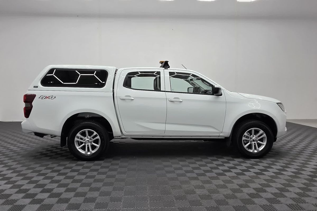2022 Isuzu D-MAX SX 4X4