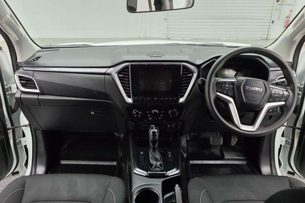 2022 Isuzu D-MAX SX 4X4