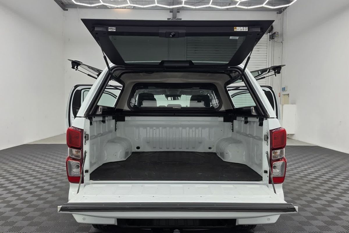 2022 Isuzu D-MAX SX 4X4
