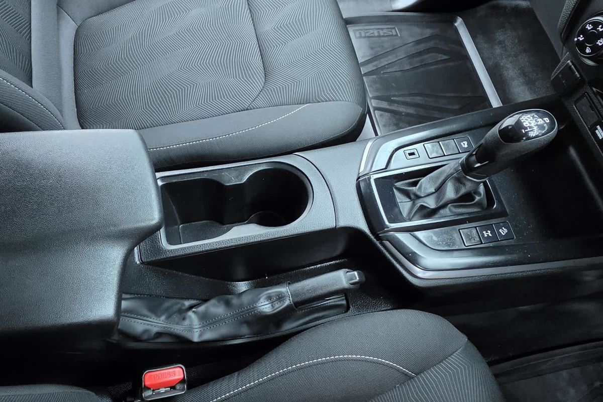 2022 Isuzu D-MAX SX 4X4