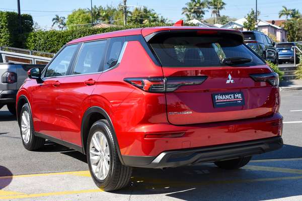 2026 Mitsubishi Outlander ES ZM thumb-5