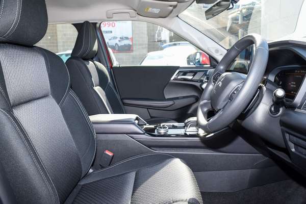 2026 Mitsubishi Outlander ES ZM thumb-9