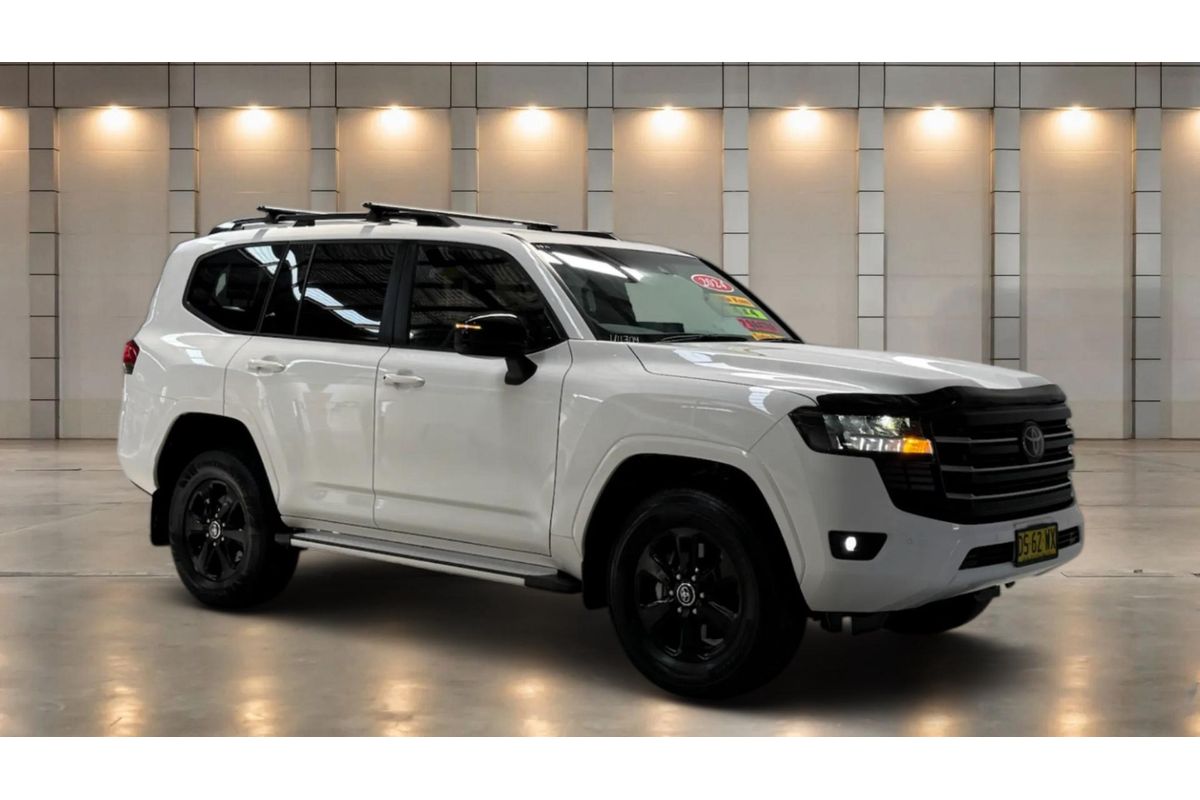 2024 Toyota Landcruiser GXL FJA300R
