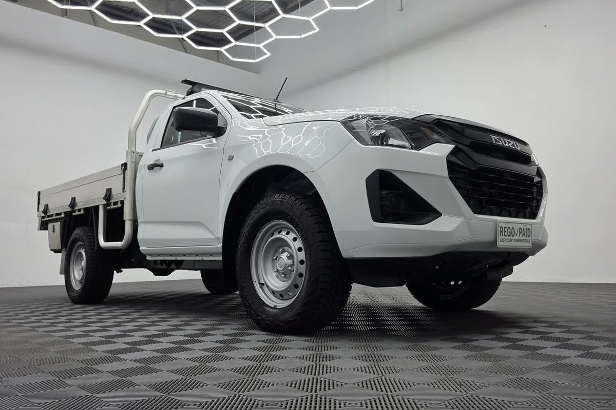 2025 Isuzu D-MAX SX 4X4
