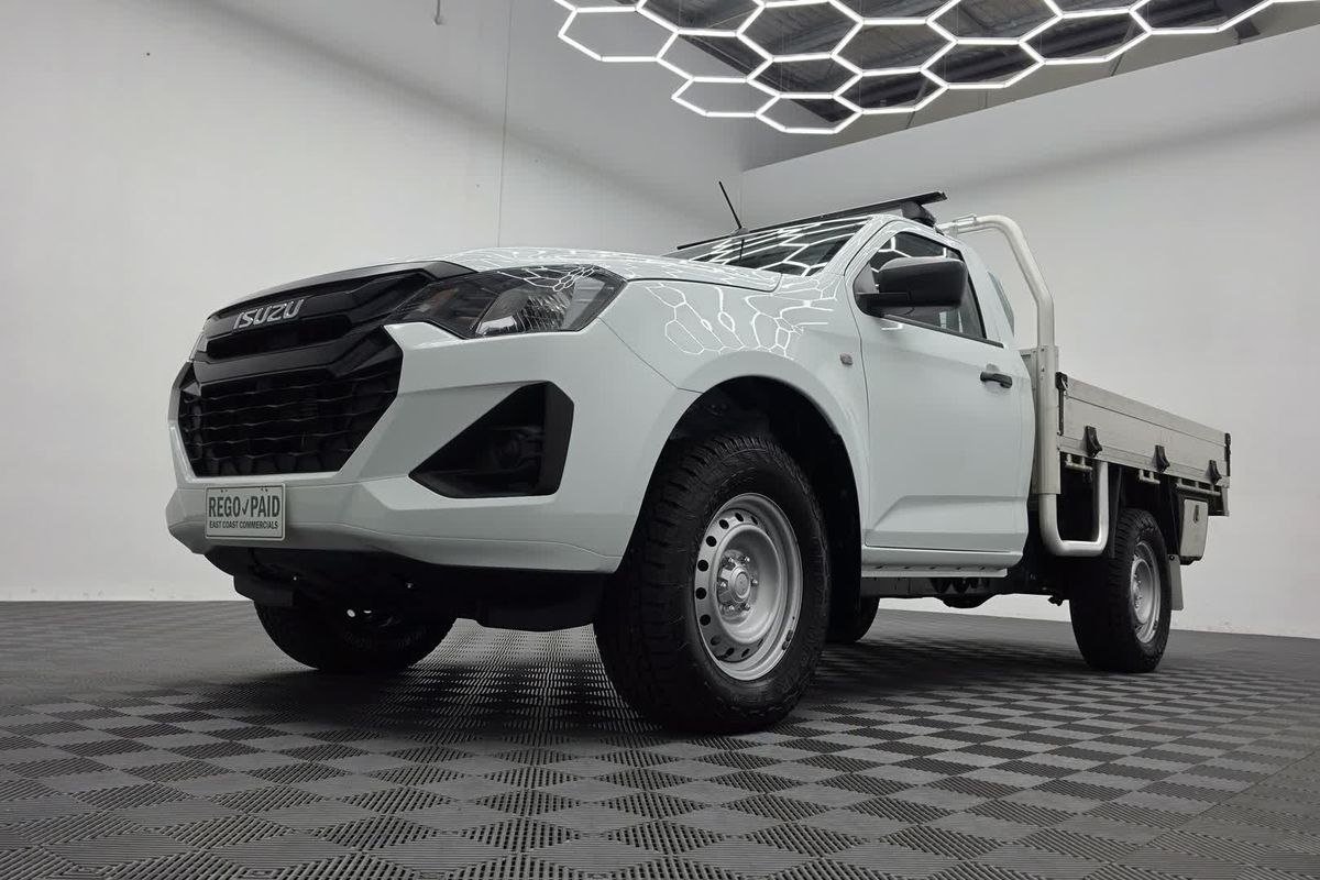 2025 Isuzu D-MAX SX 4X4