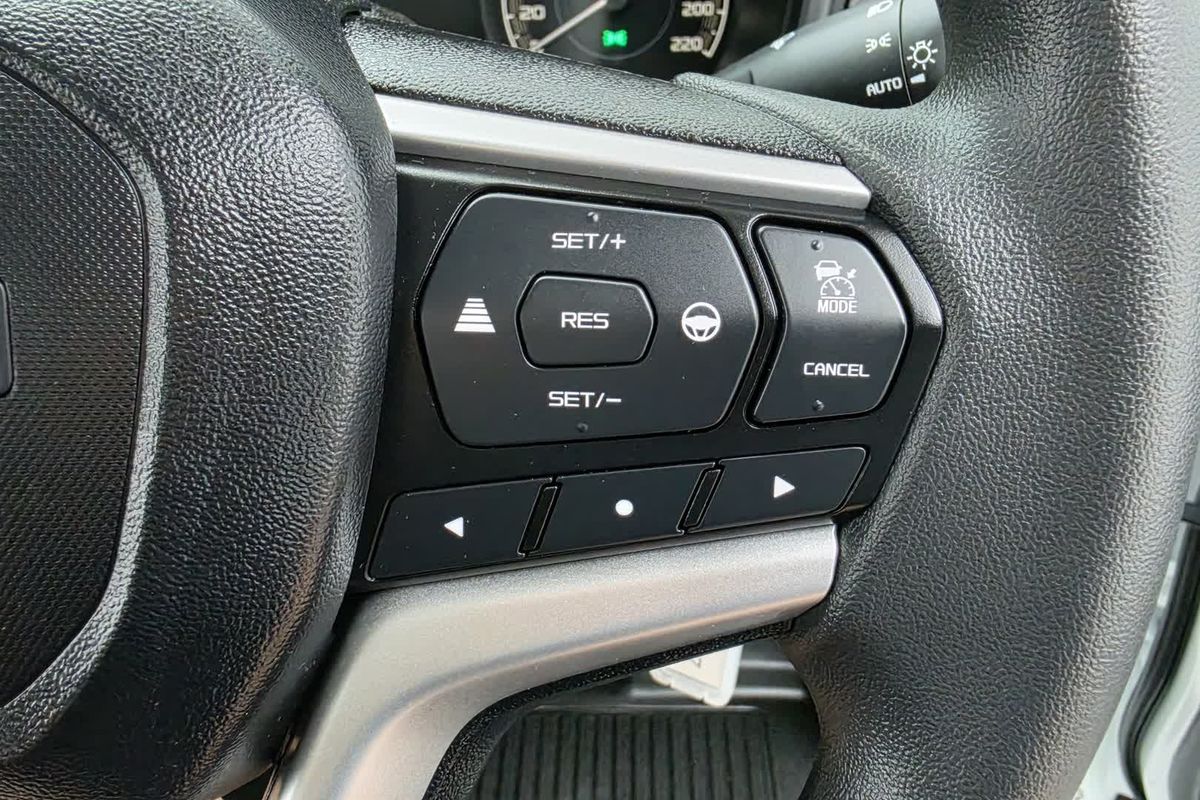 2025 Isuzu D-MAX SX 4X4